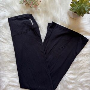 Dfyne Origin Flare Leggings Midnight Black